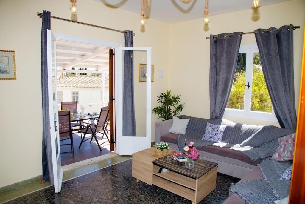 Spentza Home Спетсес Экстерьер фото